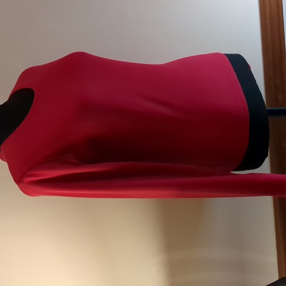 No Boundaries red long sleeved shirt in Juniors Small (3/5) - Picture 2 of 6